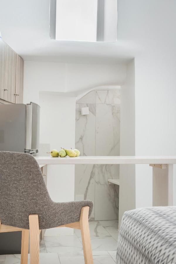 Kostantis Town Suites Mykonos Town ภายนอก รูปภาพ