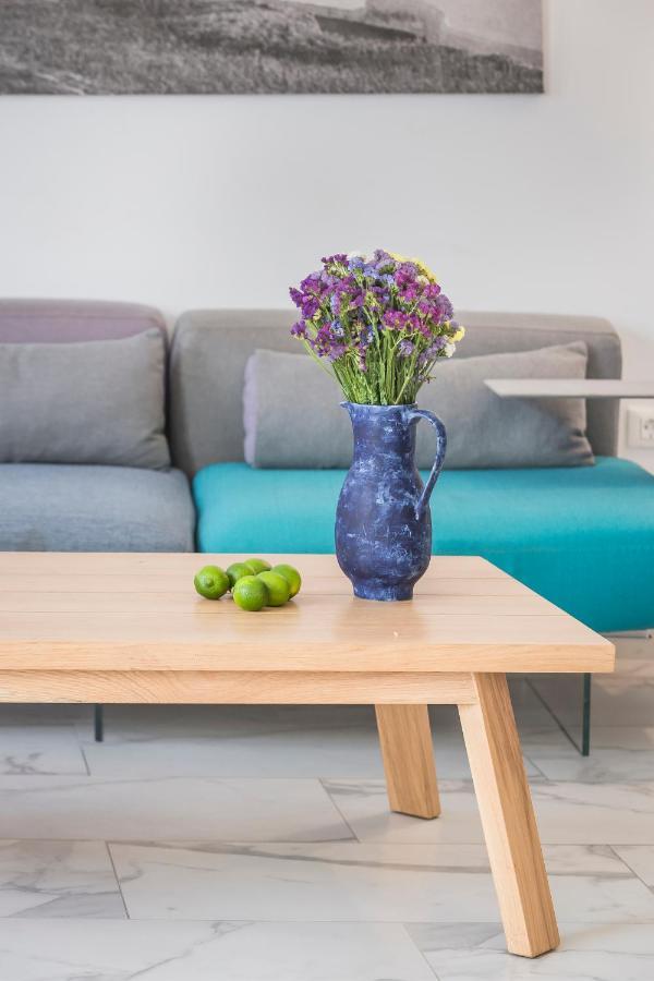 Kostantis Town Suites Mykonos Town ภายนอก รูปภาพ